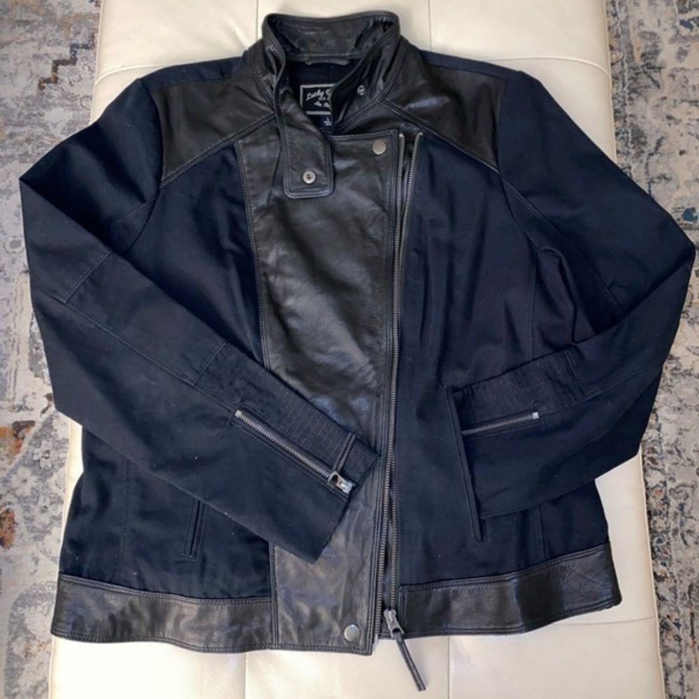 Lucky brand black jacket with leather‎ trim.